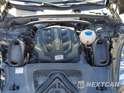 Zdjęcie 13 z 15 samochodu: 2018 PORSCHE MACAN TURBO VIN:WP1AF2A51JLB71315 - miniatura