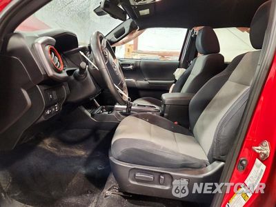 Zdjęcie 7 z 12 samochodu: 2020 TOYOTA TACOMA TRD OFF-ROAD VIN:3TMCZ5AN0LM300827 - miniatura