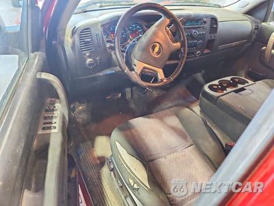 Zdjęcie 8 z 12 samochodu: 2011 CHEVROLET SILVERADO K1500 LT VIN:1GCRKSE38BZ255431 - miniatura