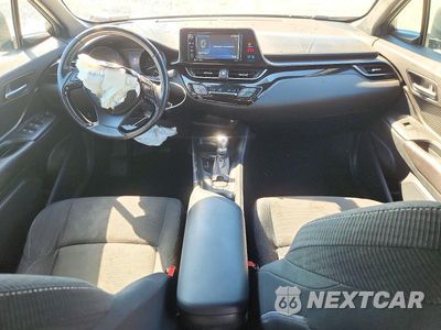 Zdjęcie 8 z 12 samochodu: 2018 TOYOTA C-HR XLE VIN:NMTKHMBX7JR010525 - miniatura