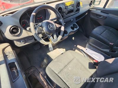 Zdjęcie 8 z 13 samochodu: 2019 MERCEDES-BENZ SPRINTER 2500/3500 DELIVERY VAN VIN:WD4PF0CD4KT004569 - miniatura