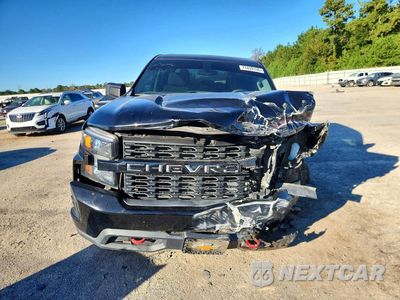 Piąte zdjęcie samochodu w środku: 2019 CHEVROLET SILVERADO K1500 TRAIL BOSS CUSTOM VIN:1GCPYCEF1KZ377893 - miniatura