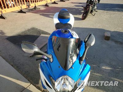 Piąte zdjęcie samochodu w środku: 2006 SUZUKI GSX-R750 K6 VIN:JS1GR7KA362102242 - miniatura