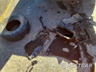 Zdjęcie 12 z 13 samochodu: 2007 FORD F250 SUPER DUTY VIN:1FTNF20547EA29672 - miniatura