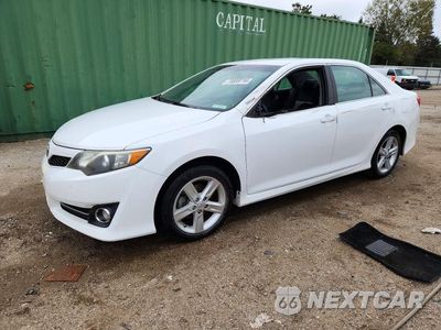 2014 TOYOTA CAMRY SE 4T1BF1FK4EU311271 - główne zdjęcie licytacji z USA - miniatura