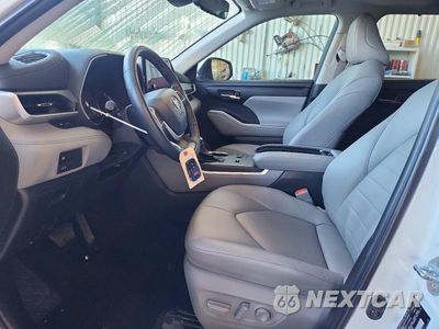 Zdjęcie 7 z 14 samochodu: 2023 TOYOTA HIGHLANDER HYBRID XLE VIN:5TDKARAH3PS521896 - miniatura