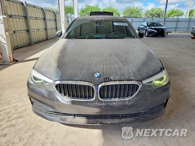 Piąte zdjęcie samochodu w środku: 2019 BMW 530 XI VIN:WBAJA7C52KWW30388 - miniatura