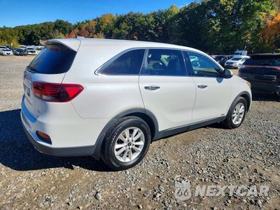 Trzecie zdjęcie samochodu z tyłu: 2019 KIA SORENTO LX V6 VIN:5XYPGDA53KG437371 - miniatura