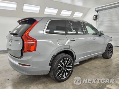Trzecie zdjęcie samochodu z tyłu: 2024 VOLVO XC90 PLUS VIN:YV4H60LE4R1232386 - miniatura