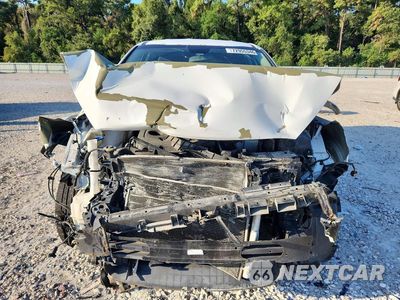 Piąte zdjęcie samochodu w środku: 2019 KIA SORENTO LX VIN:5XYPG4A39KG558534 - miniatura