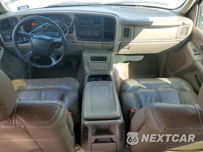 Zdjęcie 8 z 12 samochodu: 2001 CHEVROLET SILVERADO K2500 HEAVY DUTY VIN:1GCHK23U11F121495 - miniatura