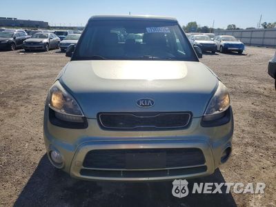Piąte zdjęcie samochodu w środku: 2013 KIA SOUL ! VIN:KNDJT2A67D7493991 - miniatura