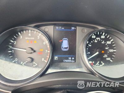Zdjęcie 9 z 13 samochodu: 2018 NISSAN ROGUE SV VIN:5N1AT2MV8JC807021 - miniatura