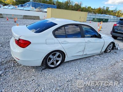 Trzecie zdjęcie samochodu z tyłu: 2013 BMW 328 XI VIN:WBA3B3C53DJ810798 - miniatura