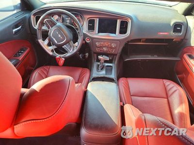 Zdjęcie 8 z 13 samochodu: 2018 DODGE CHARGER SRT HELLCAT VIN:2C3CDXL93JH215684 - miniatura