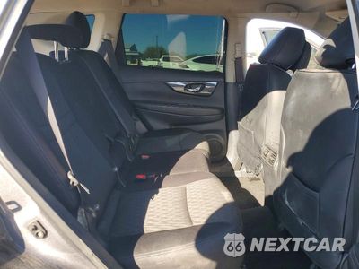Zdjęcie 11 z 14 samochodu: 2017 NISSAN ROGUE SV VIN:5N1AT2MT8HC814964 - miniatura