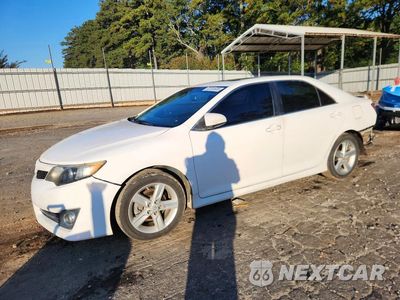 2014 TOYOTA CAMRY SE 4T1BF1FK9EU733360 - główne zdjęcie licytacji z USA - miniatura
