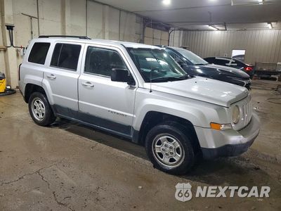 Czwarte zdjęcie samochodu z boku: 2011 JEEP PATRIOT SPORT VIN:1J4NT1GA8BD207954 - miniatura