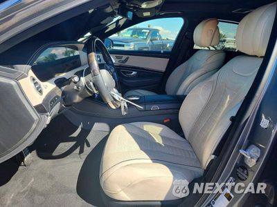 Zdjęcie 7 z 12 samochodu: 2020 MERCEDES-BENZ S 560 VIN:WDDUG8DBXLA514370 - miniatura