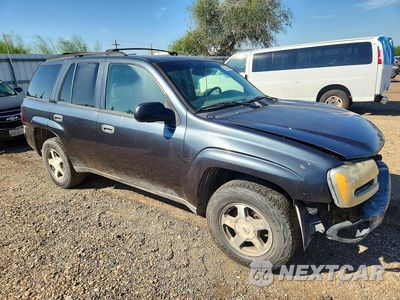 Czwarte zdjęcie samochodu z boku: 2006 CHEVROLET TRAILBLAZER LS VIN:1GNDT13S862108415 - miniatura