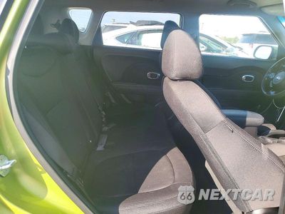 Zdjęcie 11 z 13 samochodu: 2017 KIA SOUL BASE VIN:KNDJN2A23H7881300 - miniatura