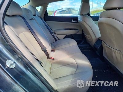 Zdjęcie 10 z 13 samochodu: 2016 KIA OPTIMA LX VIN:KNAGT4L30G5084463 - miniatura