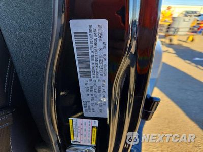 Zdjęcie 13 z 13 samochodu: 2018 JEEP WRANGLER UNLIMITED SAHARA VIN:1C4BJWEG7JL937359 - miniatura