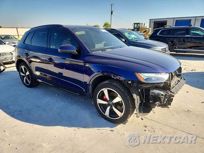 Czwarte zdjęcie samochodu z boku: 2024 AUDI Q5 PREMIUM PLUS 45 VIN:WA1EAAFY5R2035828 - miniatura
