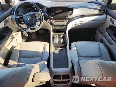 Zdjęcie 8 z 13 samochodu: 2019 HONDA PILOT TOURING VIN:5FNYF6H65KB001954 - miniatura