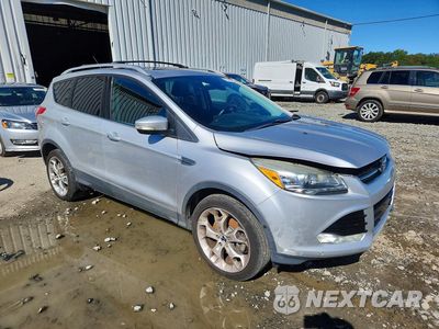Czwarte zdjęcie samochodu z boku: 2016 FORD ESCAPE TITANIUM VIN:1FMCU9J96GUC32264 - miniatura