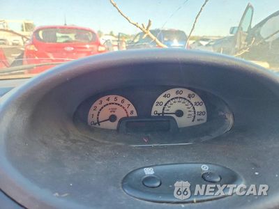 Zdjęcie 9 z 12 samochodu: 2003 TOYOTA ECHO BASE VIN:JTDBT123630273378 - miniatura