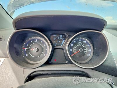 Zdjęcie 9 z 12 samochodu: 2013 HYUNDAI ELANTRA LIMITED VIN:5NPDH4AE2DH452097 - miniatura