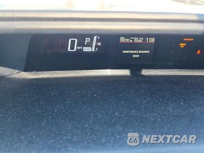 Zdjęcie 9 z 12 samochodu: 2016 TOYOTA PRIUS C FOUR VIN:JTDKDTB37G1116354 - miniatura