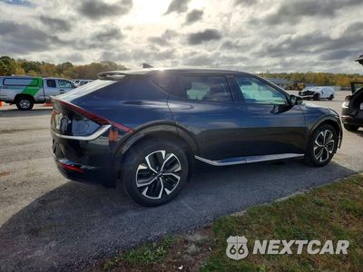 Trzecie zdjęcie samochodu z tyłu: 2023 KIA EV6 WIND VIN:KNDC34LA1P5602659 - miniatura