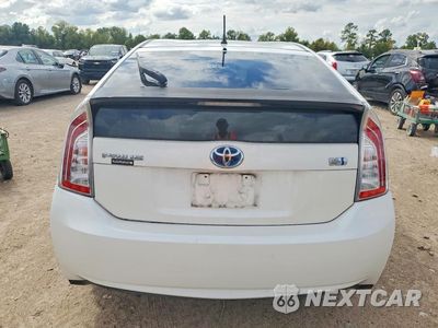 Zdjęcie 6 z 12 samochodu: 2013 TOYOTA PRIUS TWO VIN:JTDKN3DUXD5611249 - miniatura