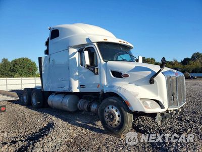 Czwarte zdjęcie samochodu z boku: 2022 PETERBILT 579 SEMI TRUCK VIN:1XPBD49X3ND788677 - miniatura