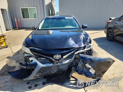 Piąte zdjęcie samochodu w środku: 2020 TOYOTA CAMRY SE NIGHTSHADE VIN:4T1G11AK7LU378052 - miniatura