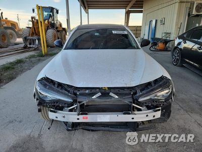 Piąte zdjęcie samochodu w środku: 2020 ALFA ROMEO GIULIA VIN:ZARFAMANXL7635480 - miniatura