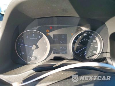 Zdjęcie 9 z 12 samochodu: 2017 HYUNDAI ELANTRA SE VIN:5NPD74LF8HH061616 - miniatura