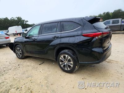 Drugie zdjęcie samochodu z przodu: 2022 TOYOTA HIGHLANDER XLE VIN:5TDGZRAH6NS140815 - miniatura