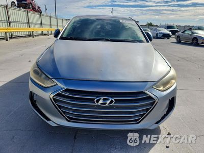 Piąte zdjęcie samochodu w środku: 2017 HYUNDAI ELANTRA SE VIN:5NPD74LF6HH197372 - miniatura