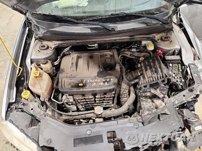 Zdjęcie 11 z 12 samochodu: 2013 DODGE AVENGER SE VIN:1C3CDZAB4DN624550 - miniatura