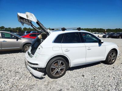 Trzecie zdjęcie samochodu z tyłu: 2019 AUDI Q5 PREMIUM PLUS VIN:WA1BNAFYXK2053075 - miniatura