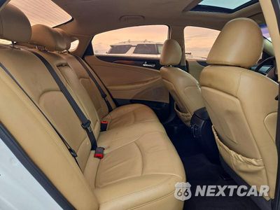 Zdjęcie 10 z 13 samochodu: 2013 HYUNDAI SONATA LIMITED VIN:5NPEC4AC9DH800429 - miniatura