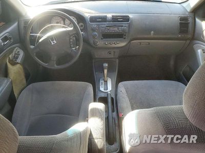Zdjęcie 8 z 12 samochodu: 2002 HONDA CIVIC EX VIN:2HGES26732H535274 - miniatura