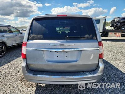 Zdjęcie 6 z 13 samochodu: 2014 CHRYSLER TOWN & COUNTRY TOURING VIN:2C4RC1BGXER123879 - miniatura