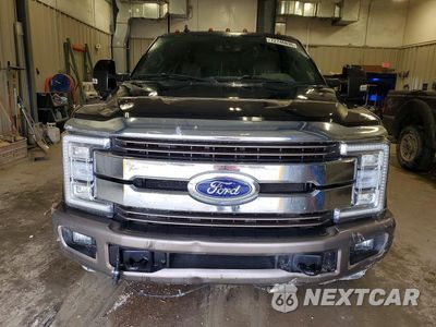 Piąte zdjęcie samochodu w środku: 2019 FORD F350 SUPER DUTY VIN:1FT8W3DTXKEC71967 - miniatura