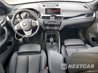 Zdjęcie 8 z 13 samochodu: 2021 BMW X1 SDRIVE28I VIN:WBXJG7C05M5S00694 - miniatura