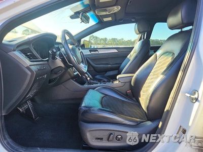 Zdjęcie 7 z 12 samochodu: 2019 HYUNDAI SONATA SPORT VIN:5NPE34AF0KH815621 - miniatura