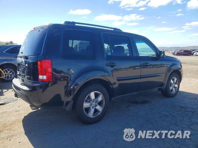 Trzecie zdjęcie samochodu z tyłu: 2011 HONDA PILOT EX VIN:5FNYF4H49BB073002 - miniatura